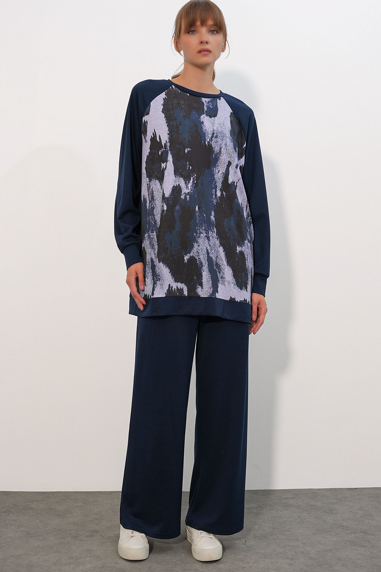 BDART Oversize Abstract Print Crew Neck Tunic & Pants Set 1