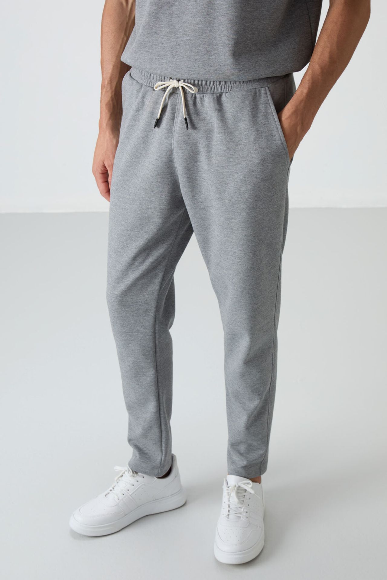 TOMMY Men's Oversized T-shirt And Pants Set 6