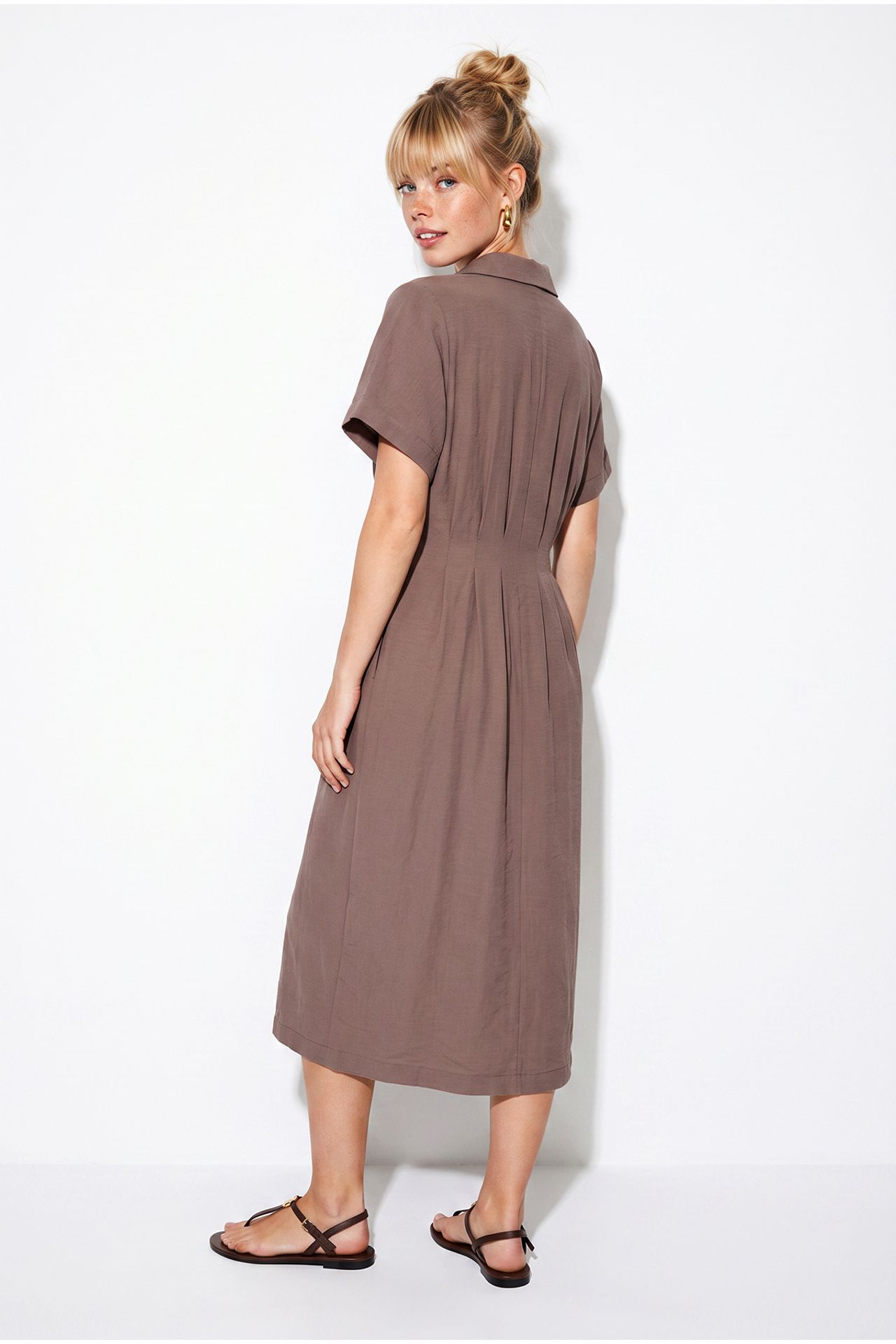 LUCCI Fitted Midi Shirt Dress 5