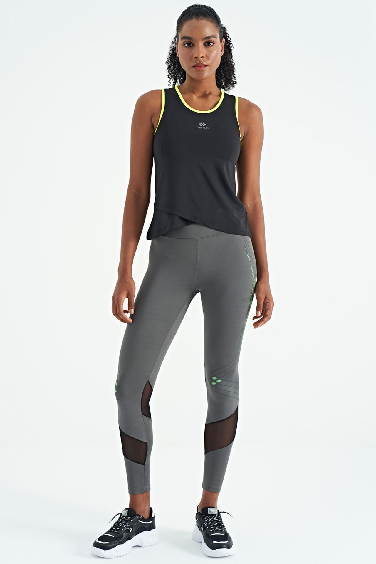 TOMMY Sleeveless Crew Neck Sports Top 5
