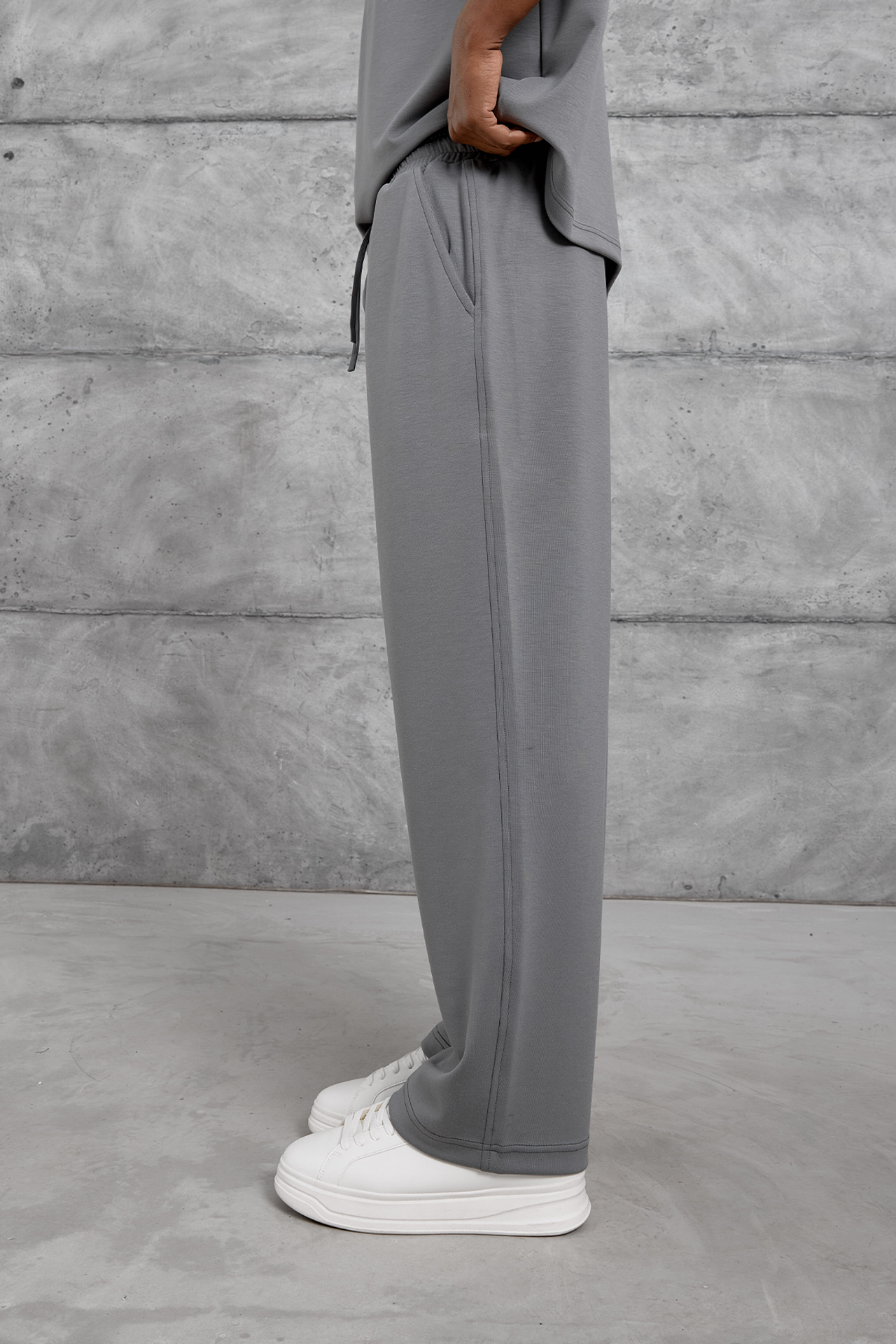 NOMARC Geniş Paça Bağcıklı Jogger Pantolon 2