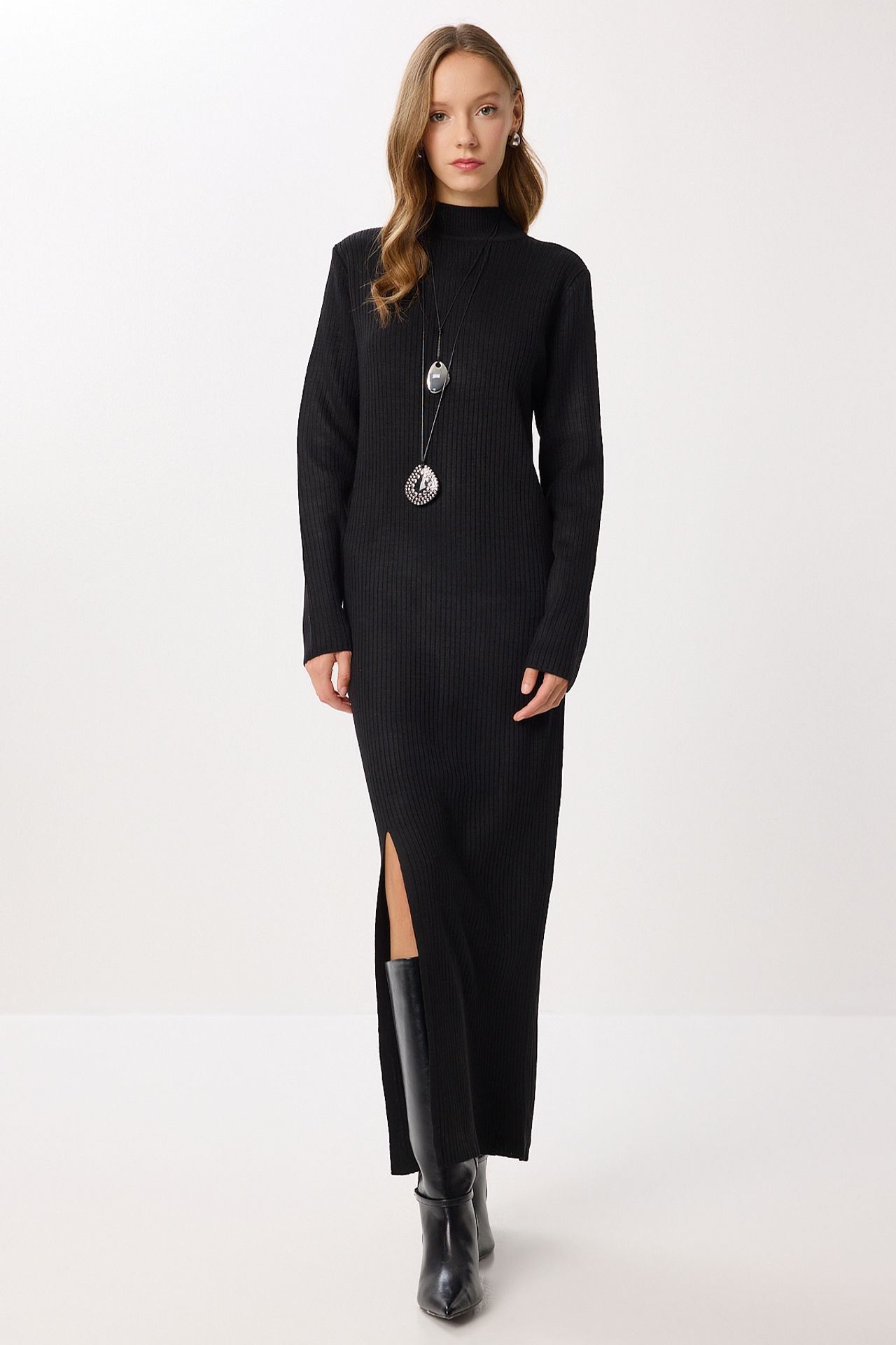ISTANBUL Textured Bodycon Knit Dress with Slit 2