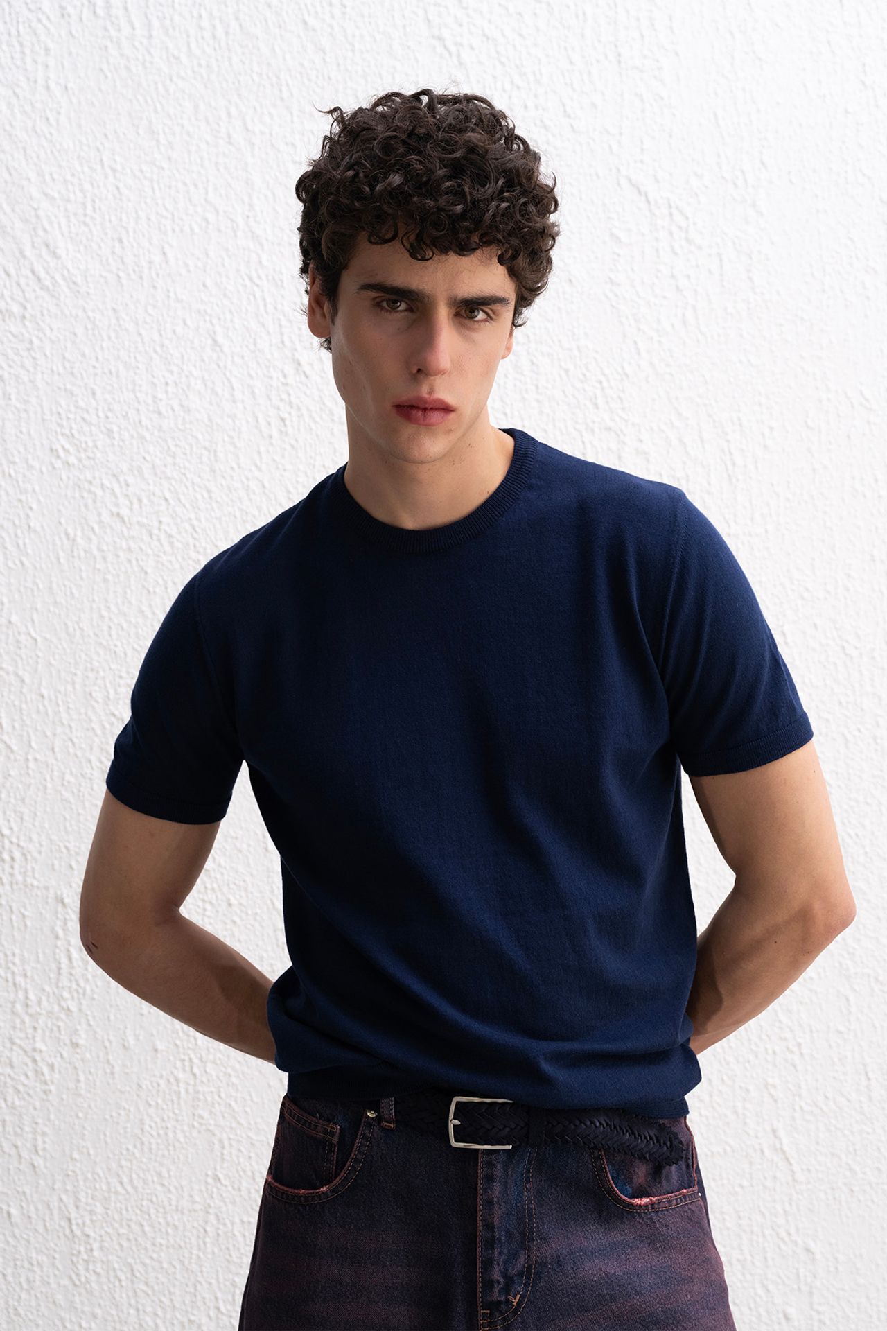 GIESTO Solid Crew Neck Cotton T-Shirt 1