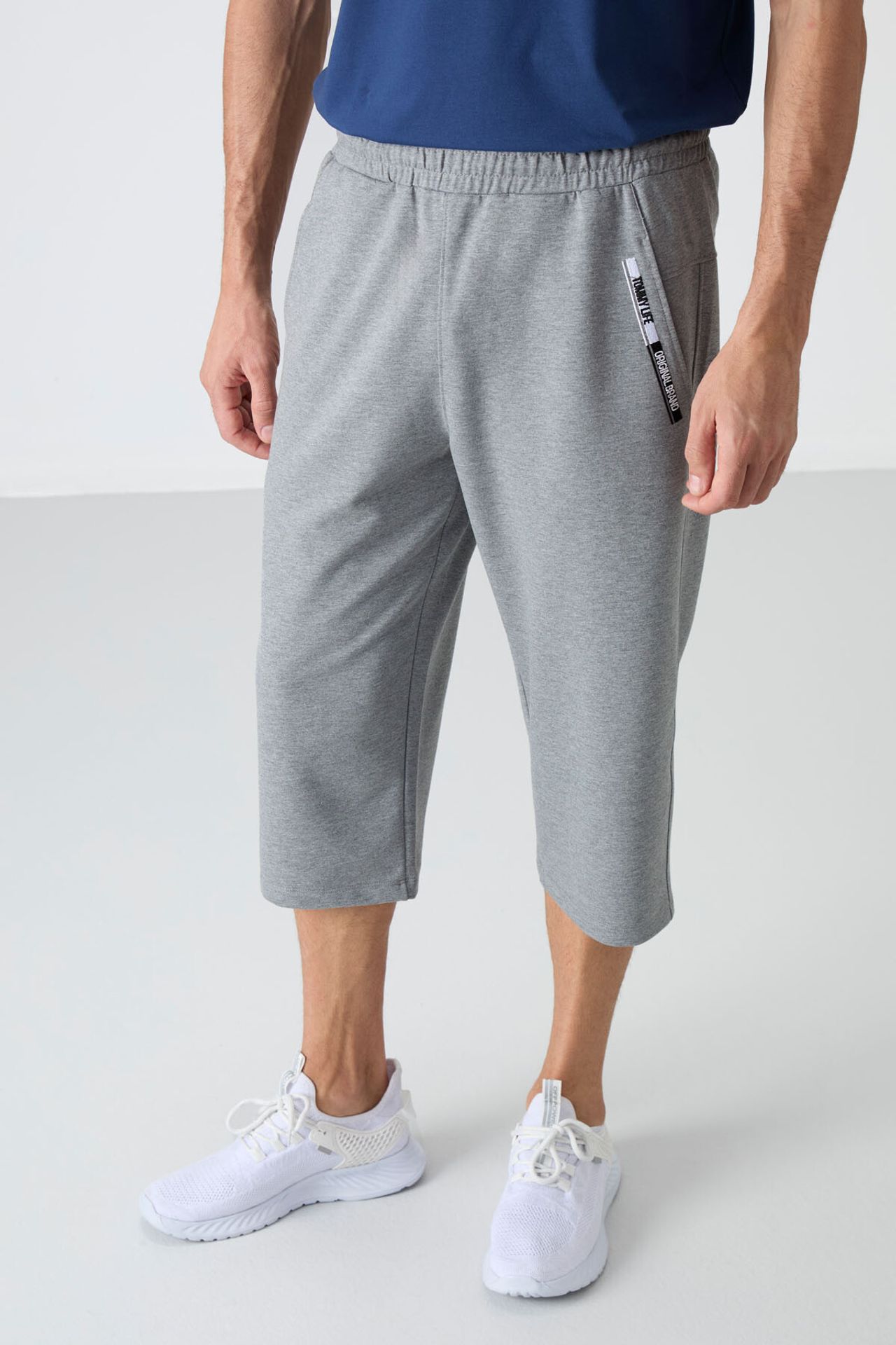 TOMMY Men's Mid-Waist Capri Shorts 4