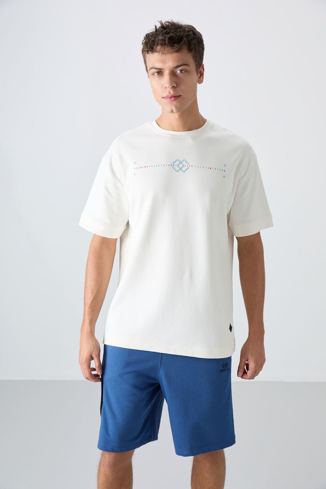 TOMMY Oversized Printed Crew Neck T-Shirt 5