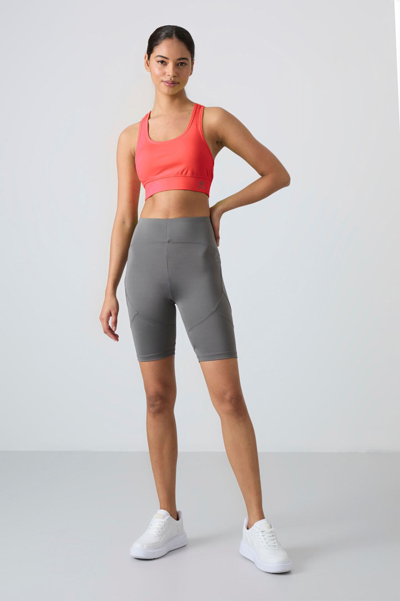 TOMMY Sleeveless Cropped Fitted Sports Top 3