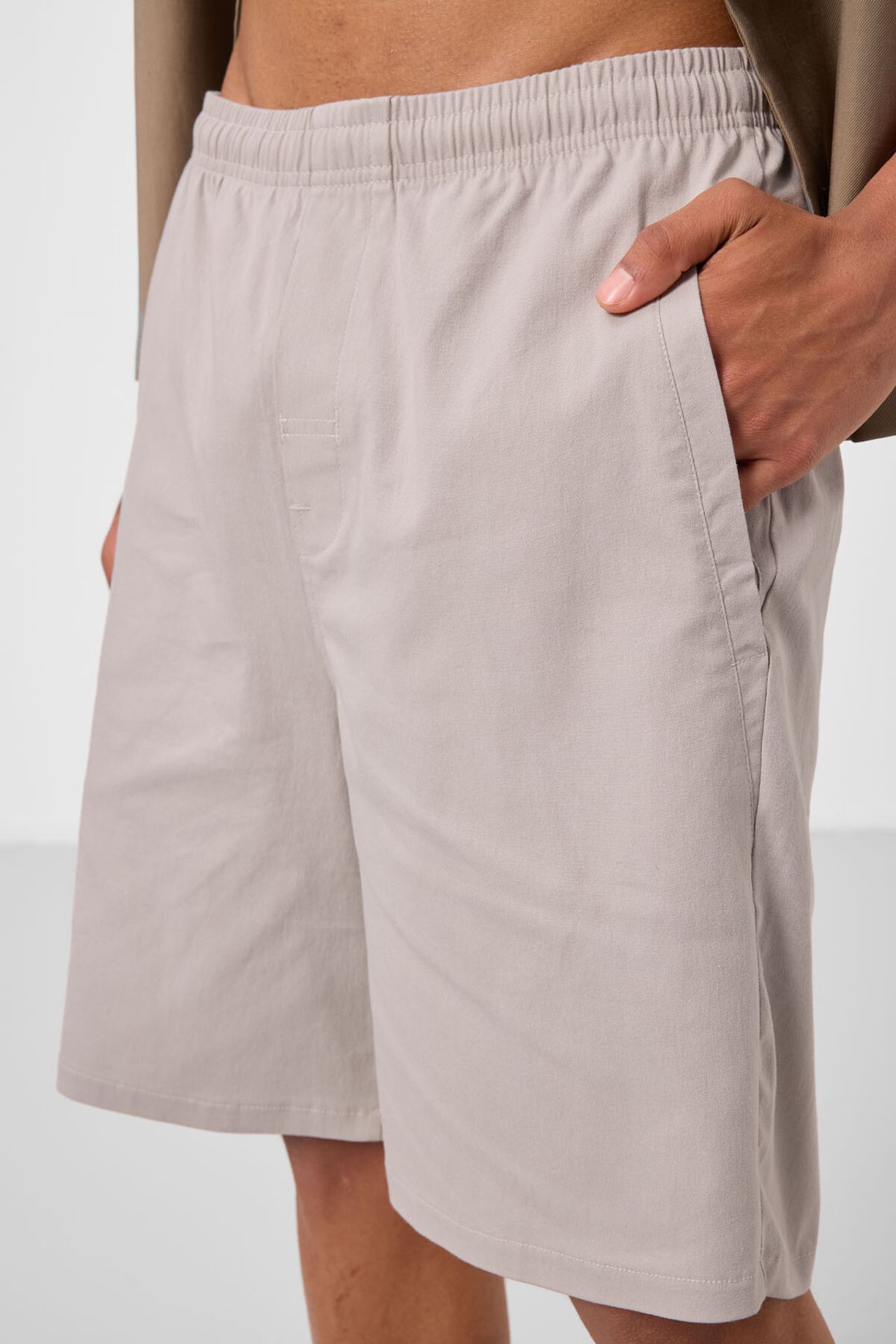 TOMMY Men's Woven Chino Shorts 3