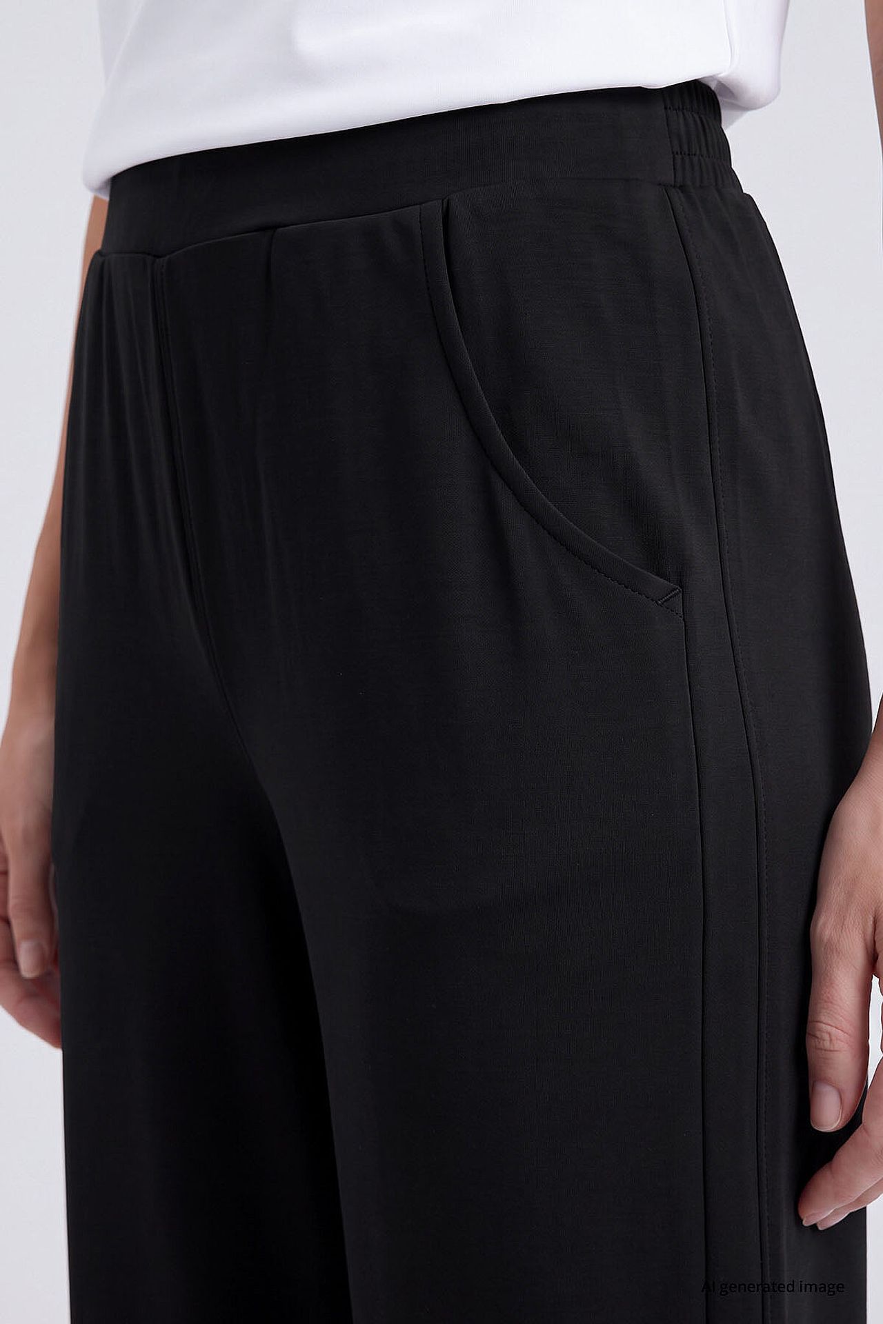 TOMMY Women's Pull-On Pants