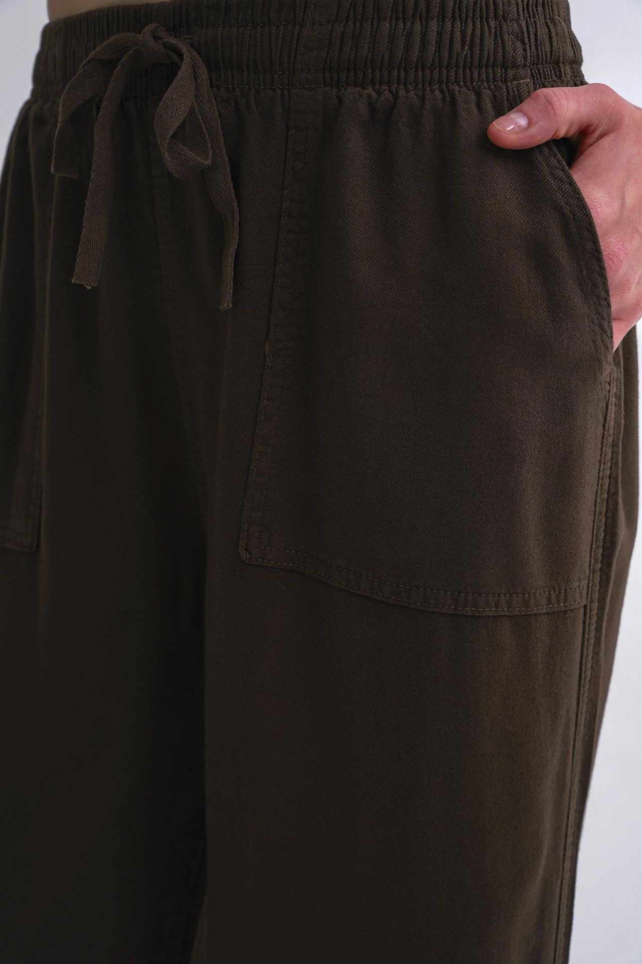 MIXRAY Mid Waist Straight Leg Cotton Pants with Tie Closure 6