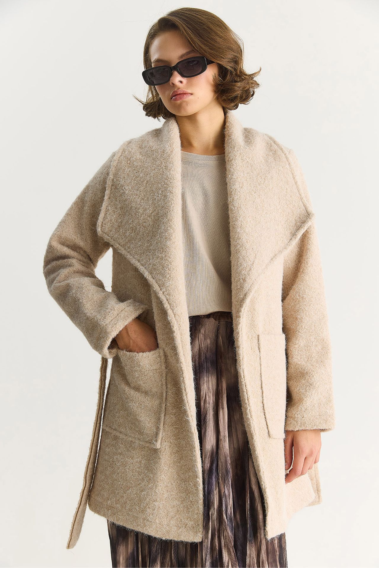 LUCCI Textured Midi Coat 3