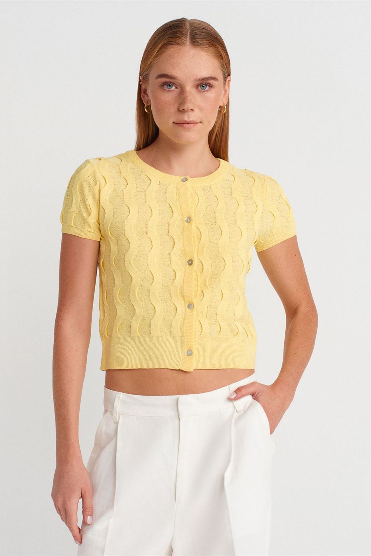 DILVIN Women's Cropped Jacquard Button Cardigan 1