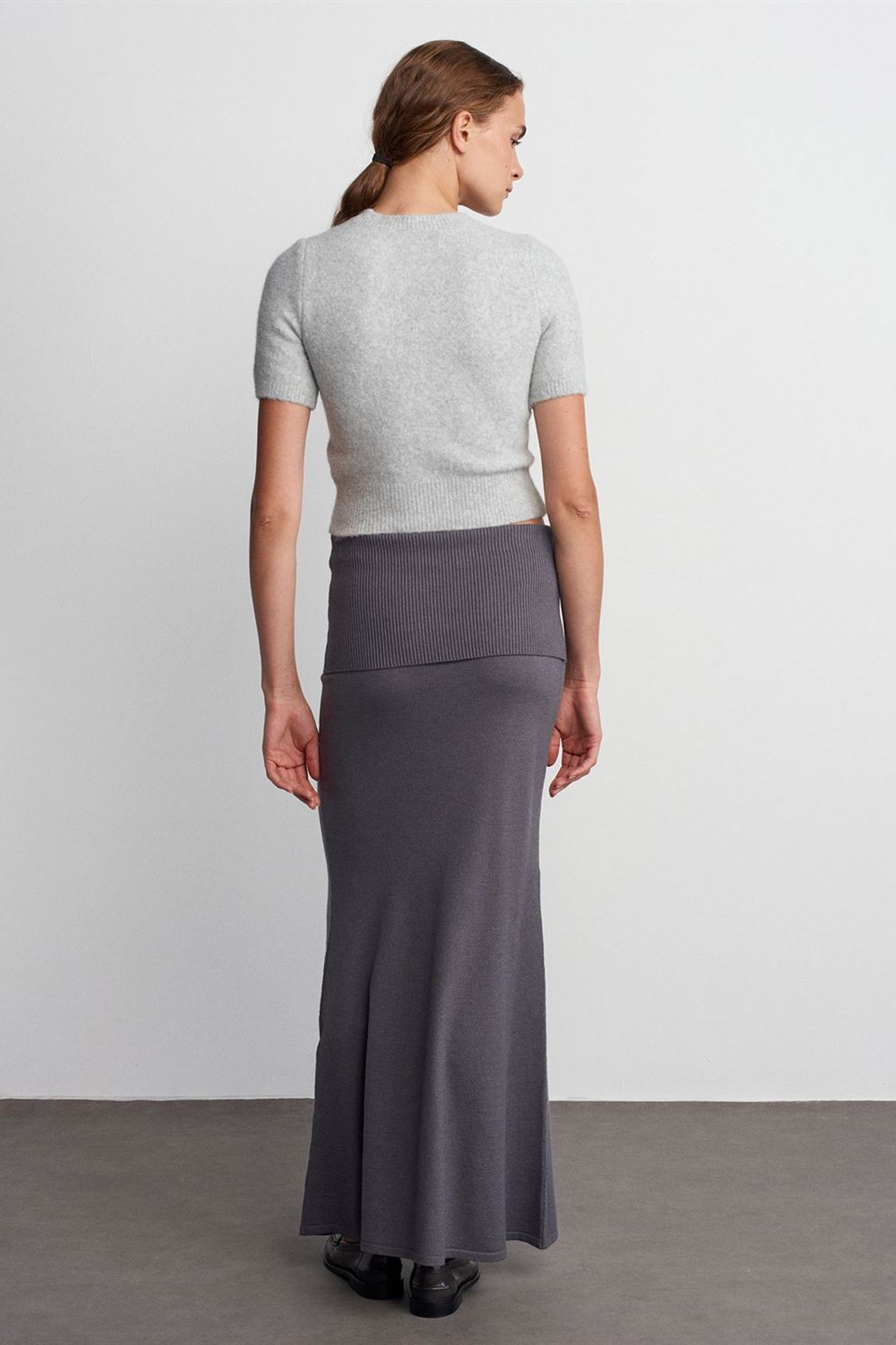 DILVIN High-Waist Ribbed Maxi Skirt 3