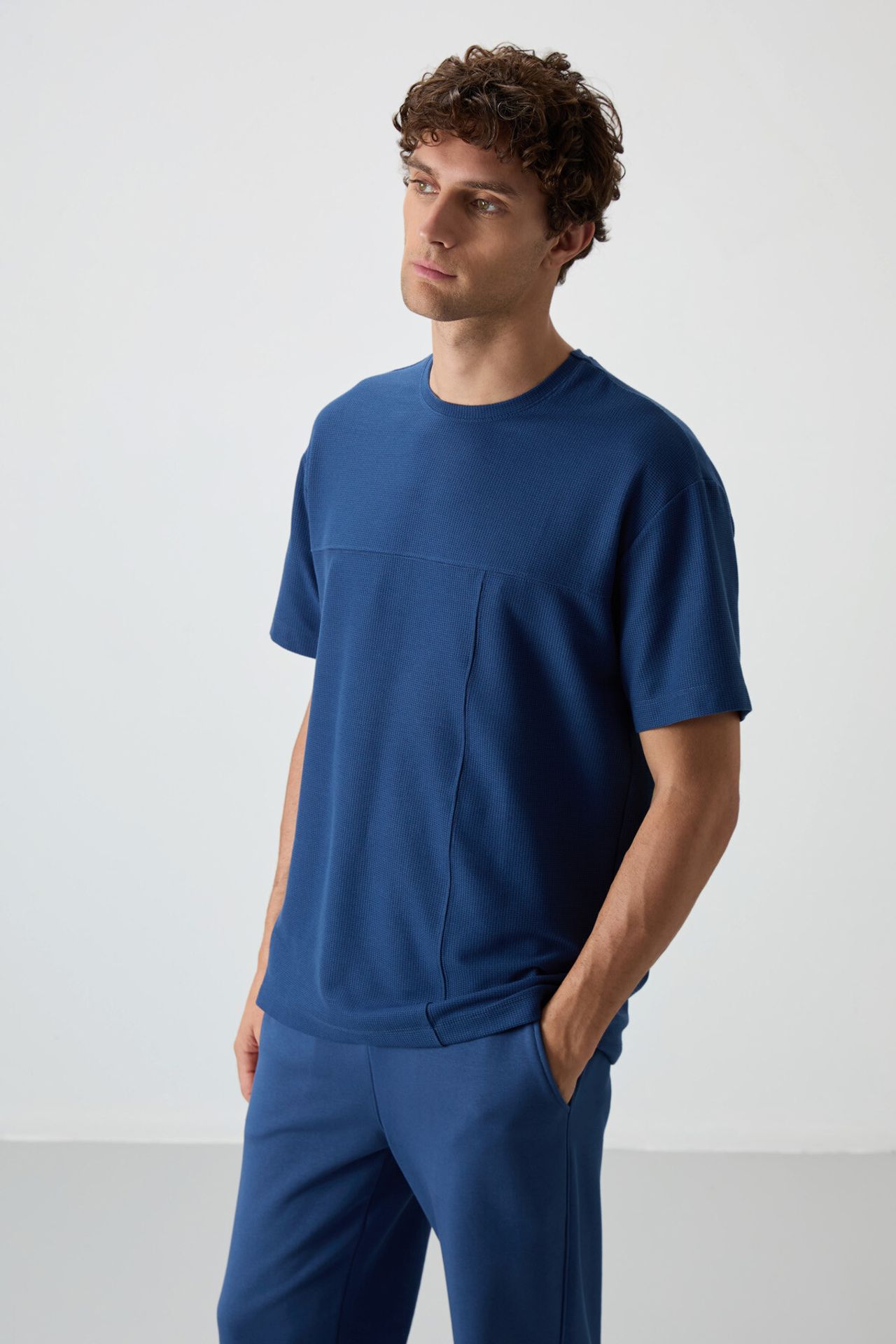 TOMMY Oversized Jersey T-Shirt With Pocket 5