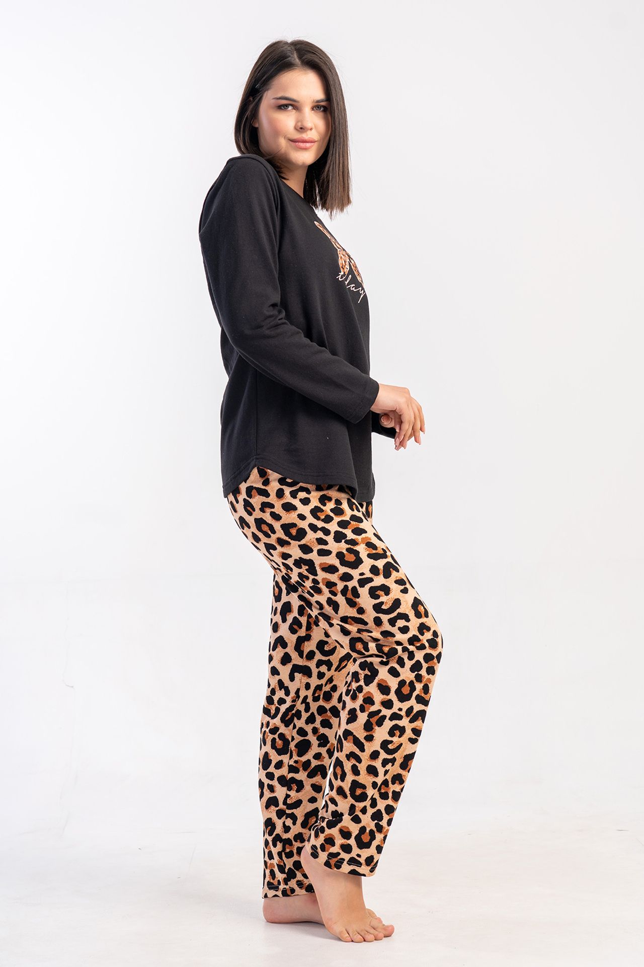YAKE Leopar Desenli İki Parçalı Pijama Takımı 3