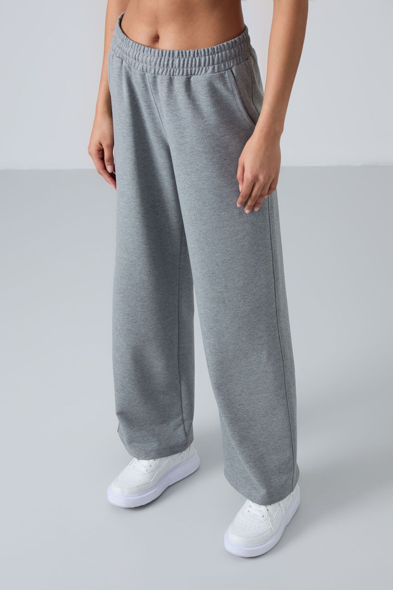 TOMMY Wide-Leg Pull-On Sweatpants 4