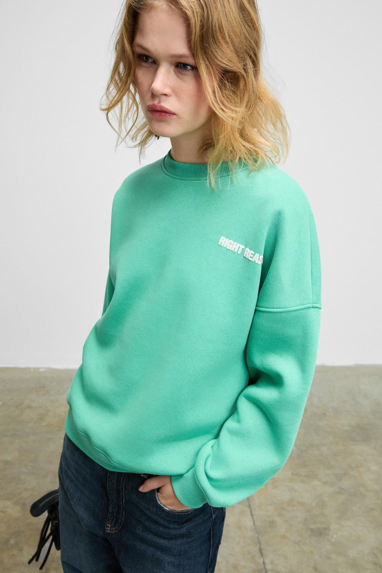 GRIMELANGE Oversized Crew Neck Printed Sweatshirt 2