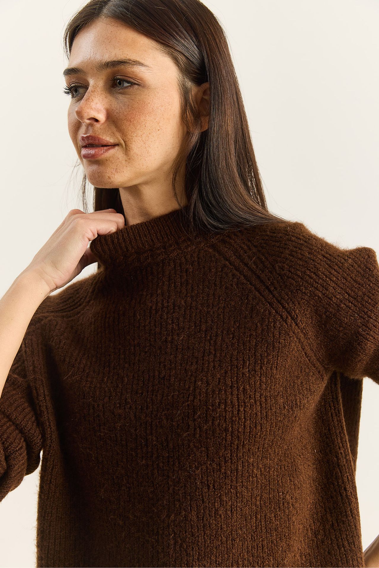 LUCCI Oversized Crew Neck Knit Sweater 6