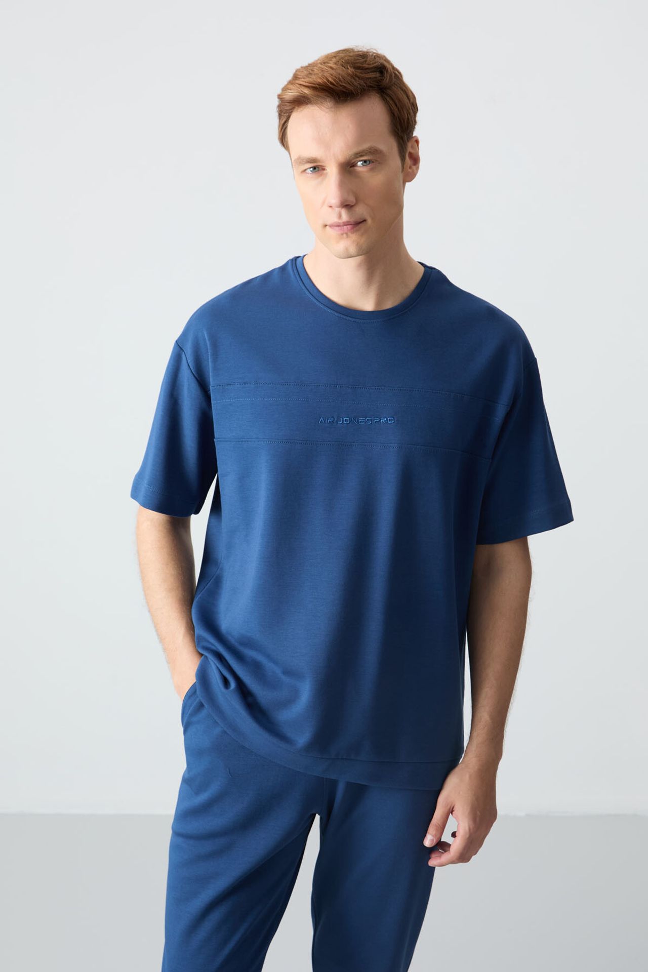 TOMMY Men's Oversized T-shirt And Pants Set 4