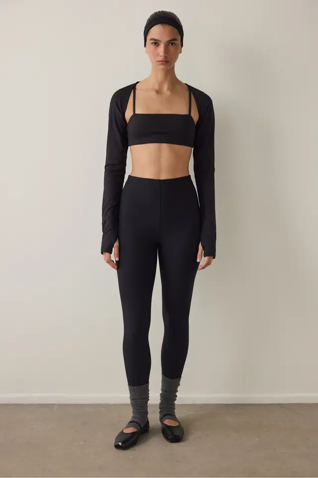 PENTI Ribbed Long Sleeve Bolero