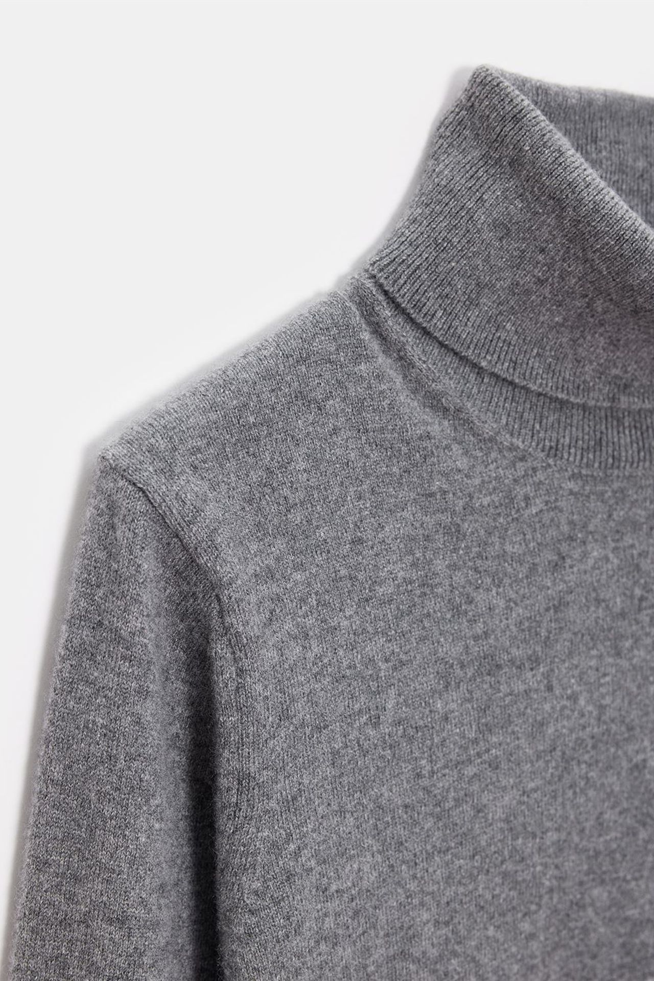 DILVIN Women's Cashmere Turtleneck Sweater 8