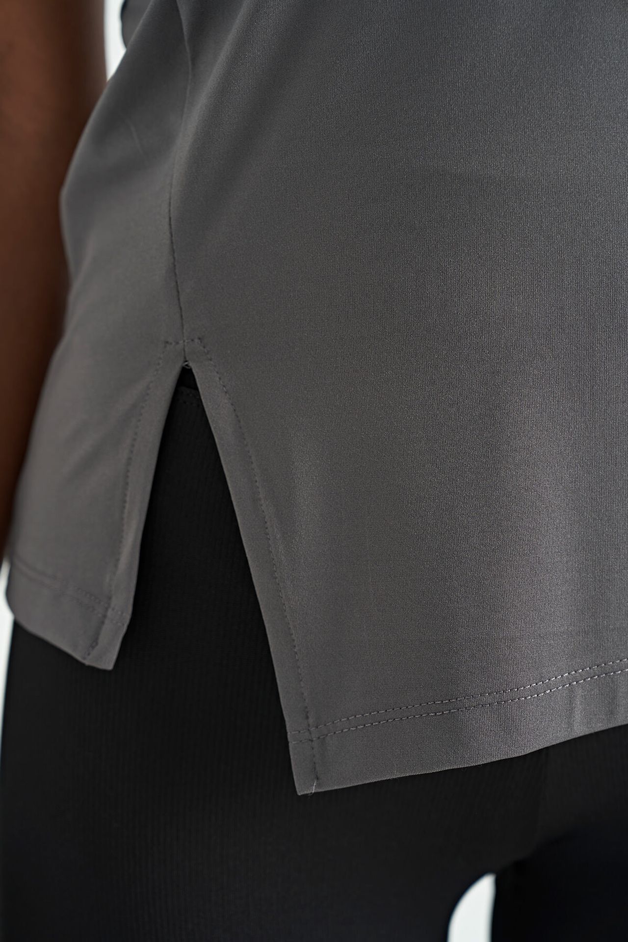TOMMY Sleeveless Crew Neck Active Top 5