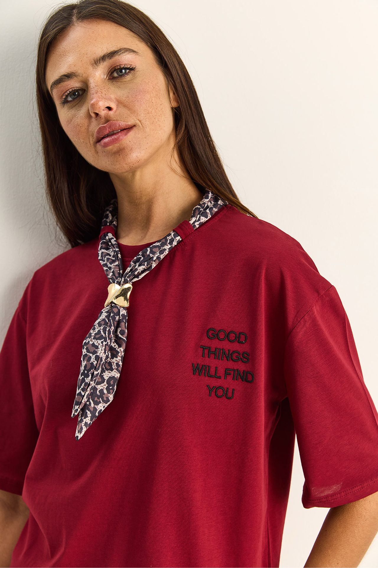 LUCCI Oversized Crew Neck Printed T-Shirt with Accessories