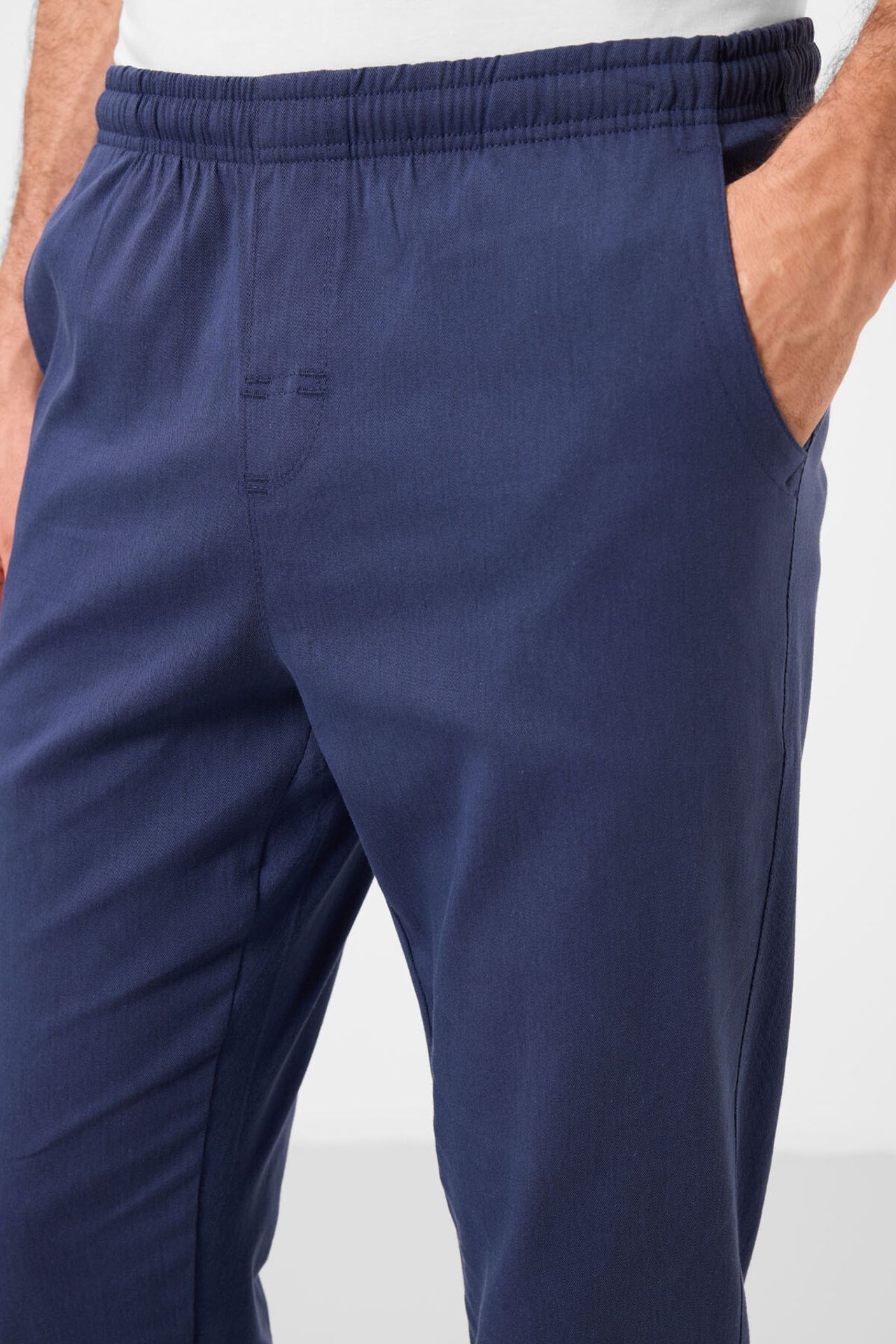 TOMMY Men's Straight-leg Gabardine Chinos 3