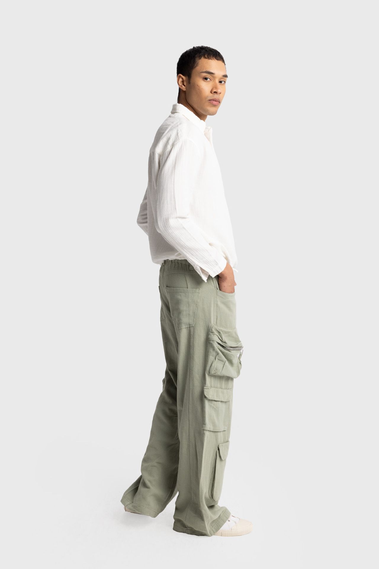 GIESTO Men's Relaxed Cotton Long-Sleeve Shirt with Tie Detail 3