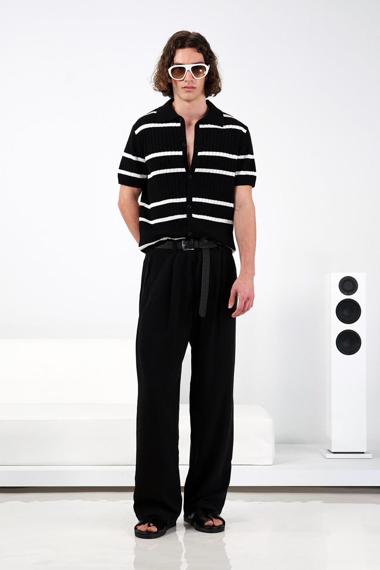 GIESTO Wide Leg Pleated Trousers 1