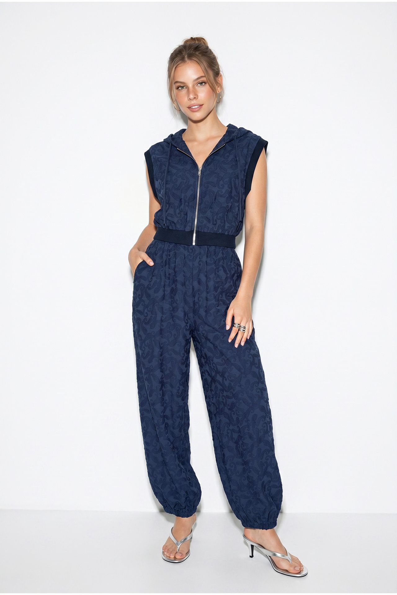 LUCCI Patterned Hooded Vest And Wide-Leg Trousers Set 4