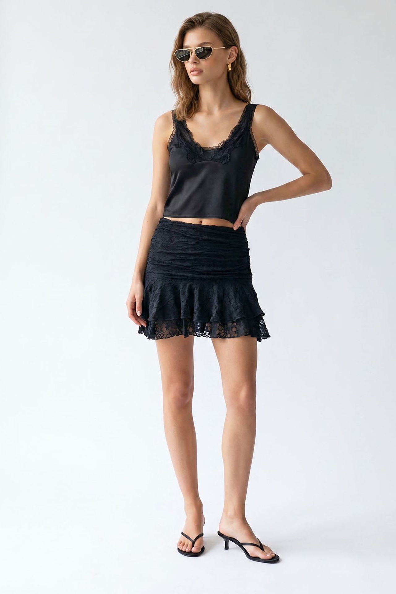 MIXRAY High-Waist Lace Mini Skater Skirt 2