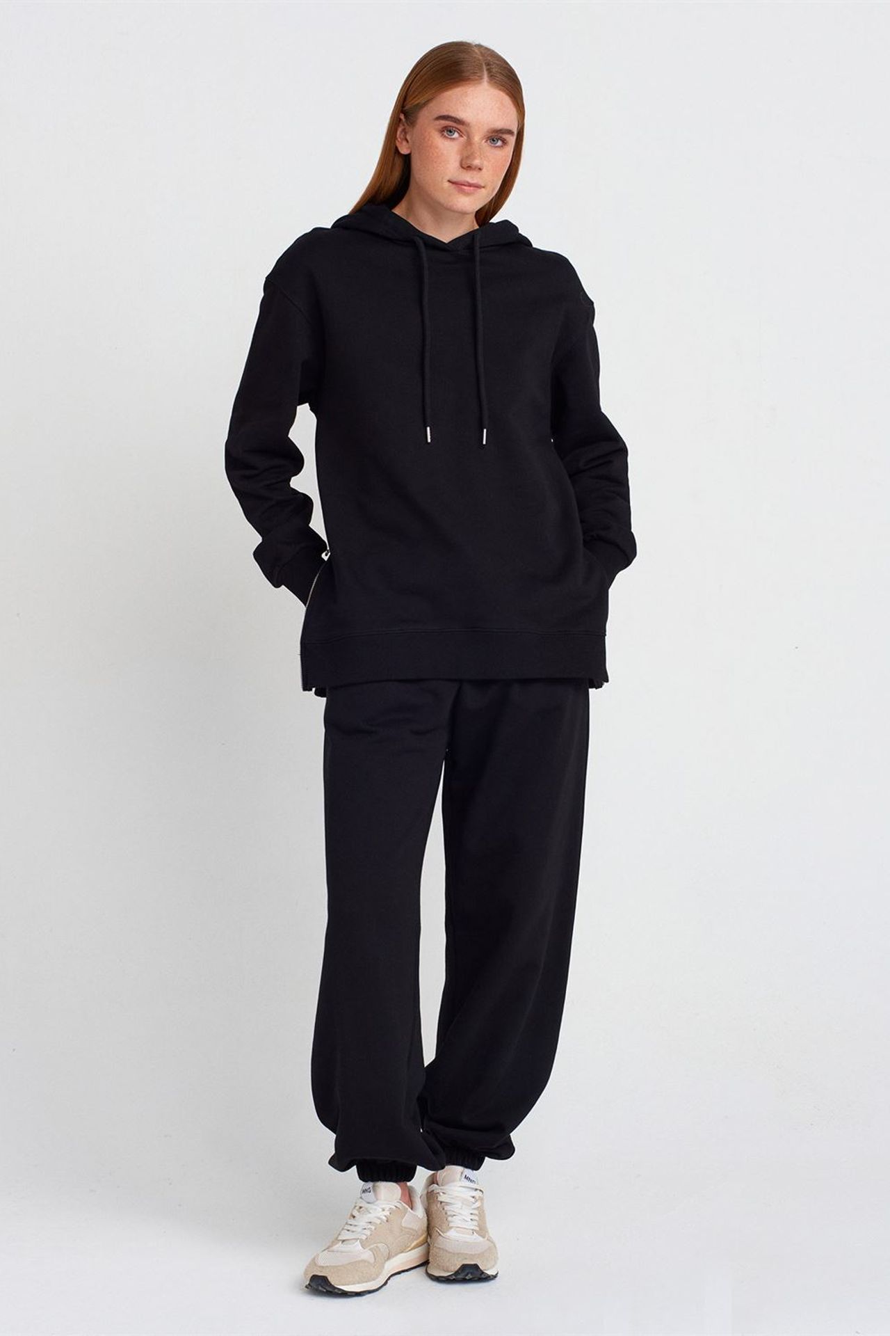 DILVIN Oversized Cotton Zip-Front Hooded Sweatshirt 3