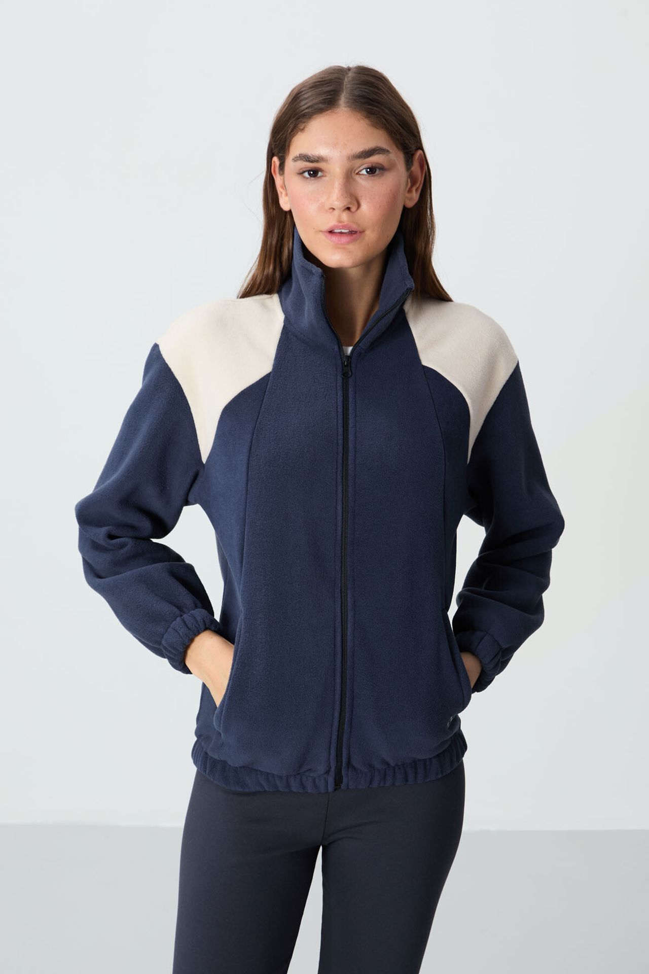 TOMMY Color Block Oversized Zip-Collar Sweatshirt 3