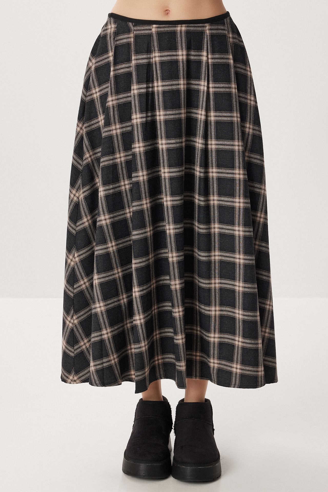 ISTANBUL Pleated Plaid Midi A-Line Skirt 3