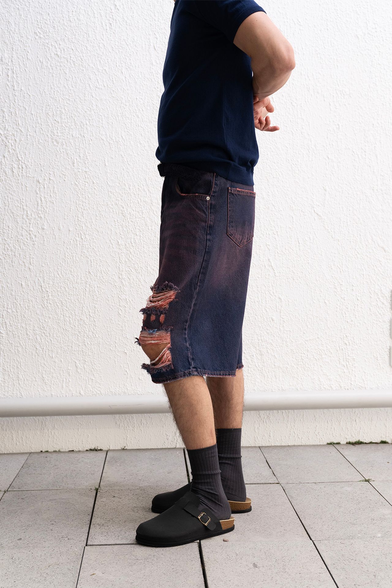 GIESTO Destroyed Denim Capri Shorts 2