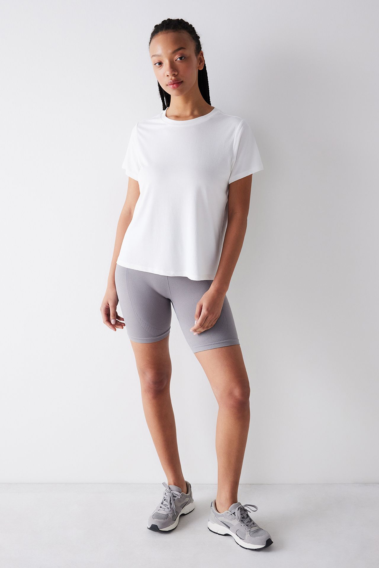 PENTI Loose Crew Neck Modal T-Shirt 4