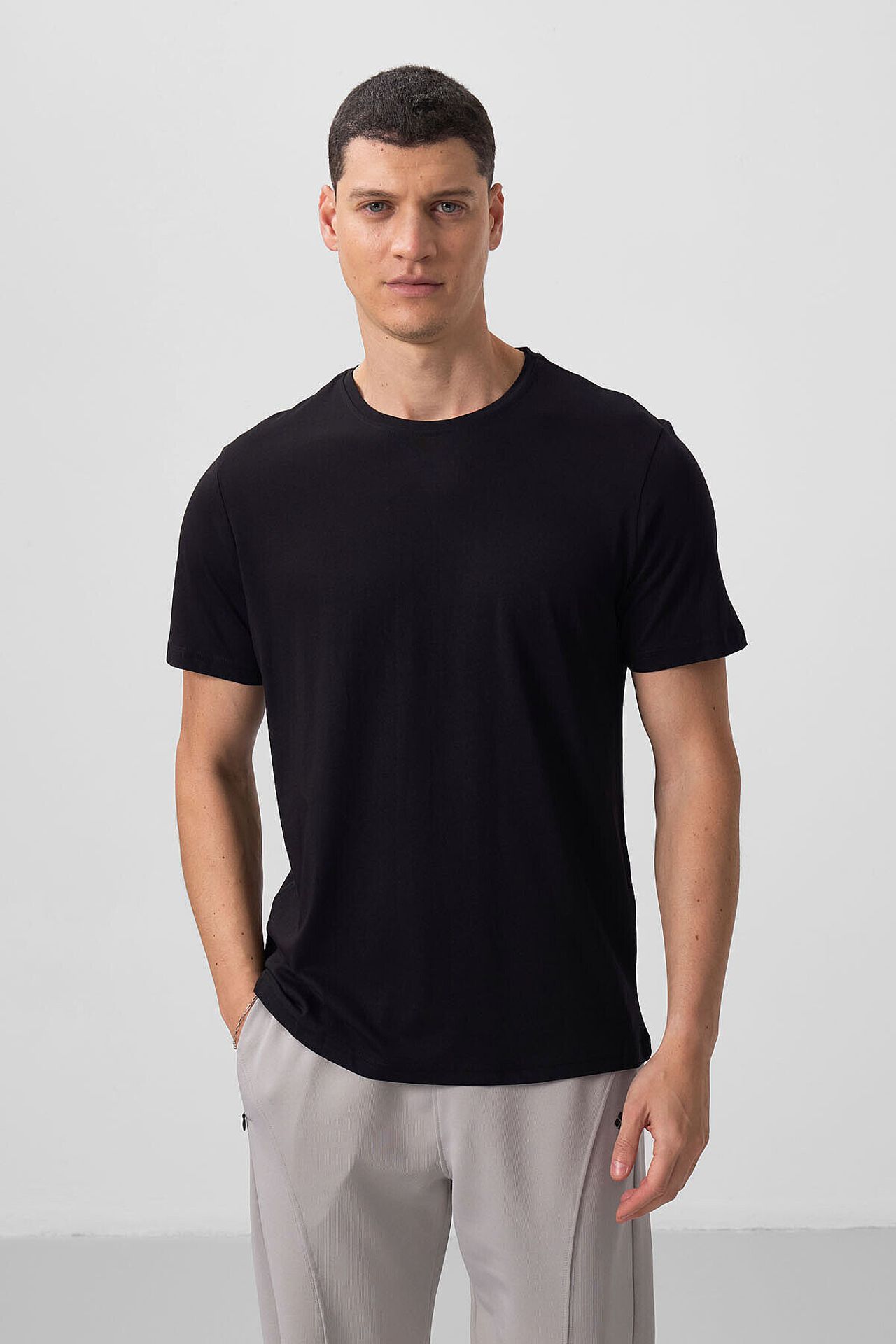 TOMMY Comfort Fit Crew Neck T-Shirt 2