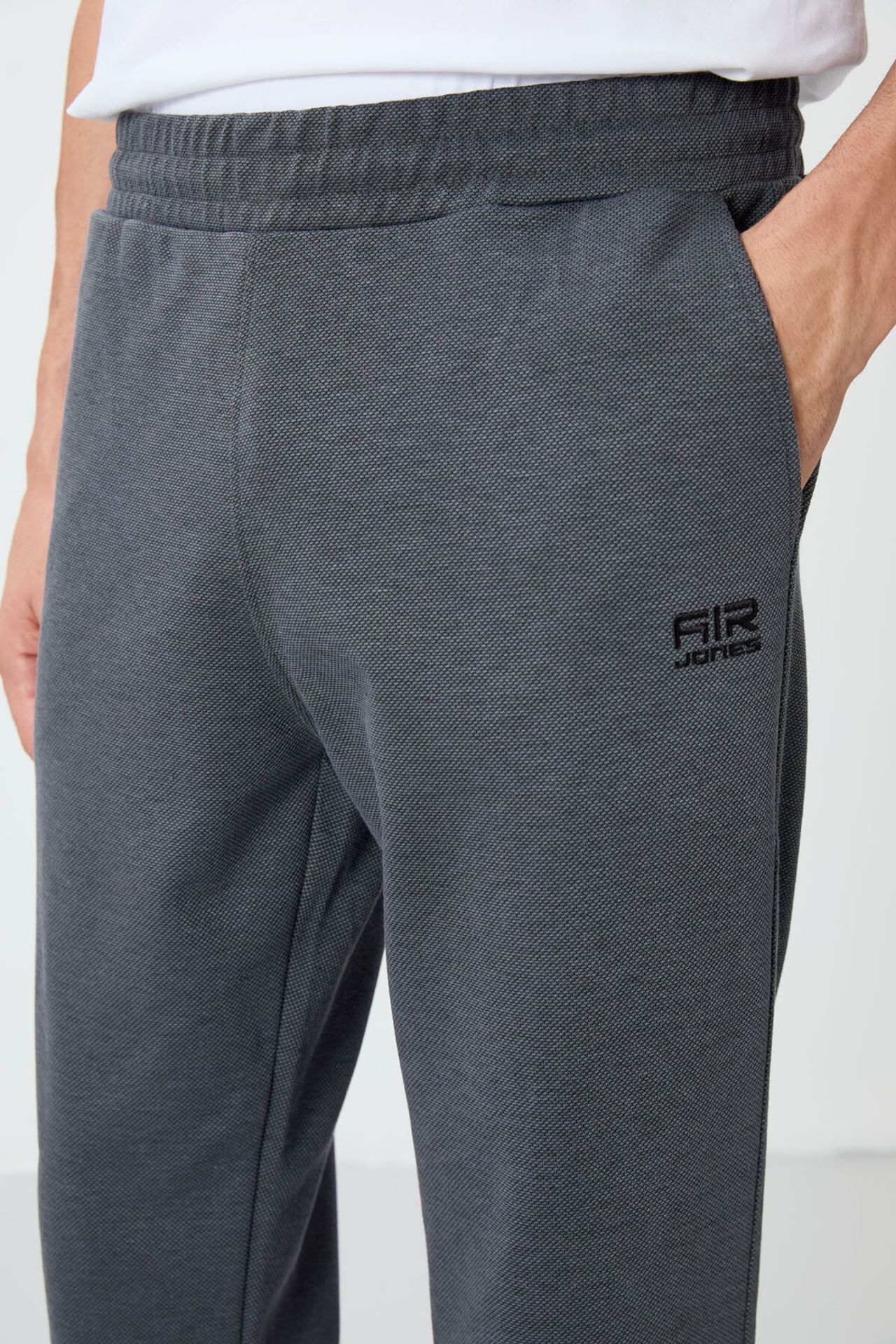 TOMMY Men's Zip-collar Sweatshirt And Pants Set 4