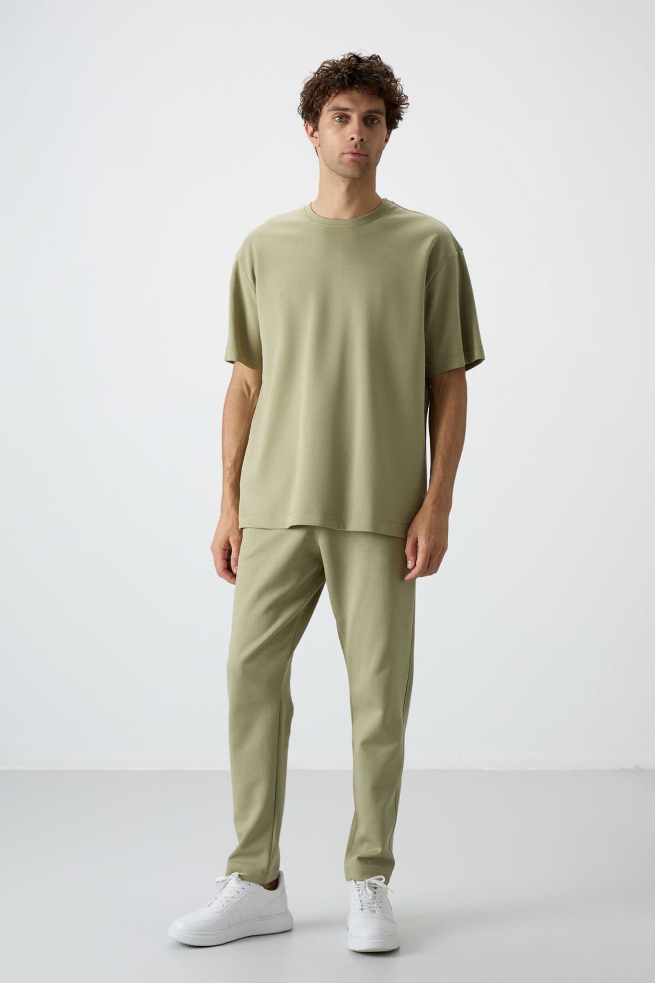 TOMMY Men's Oversized T-shirt And Pants Set 6