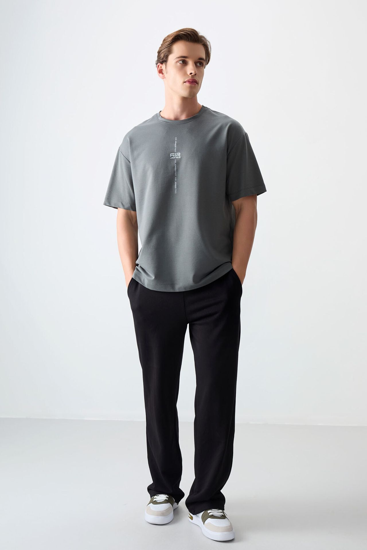 TOMMY Oversized Printed Crew Neck T-Shirt 2