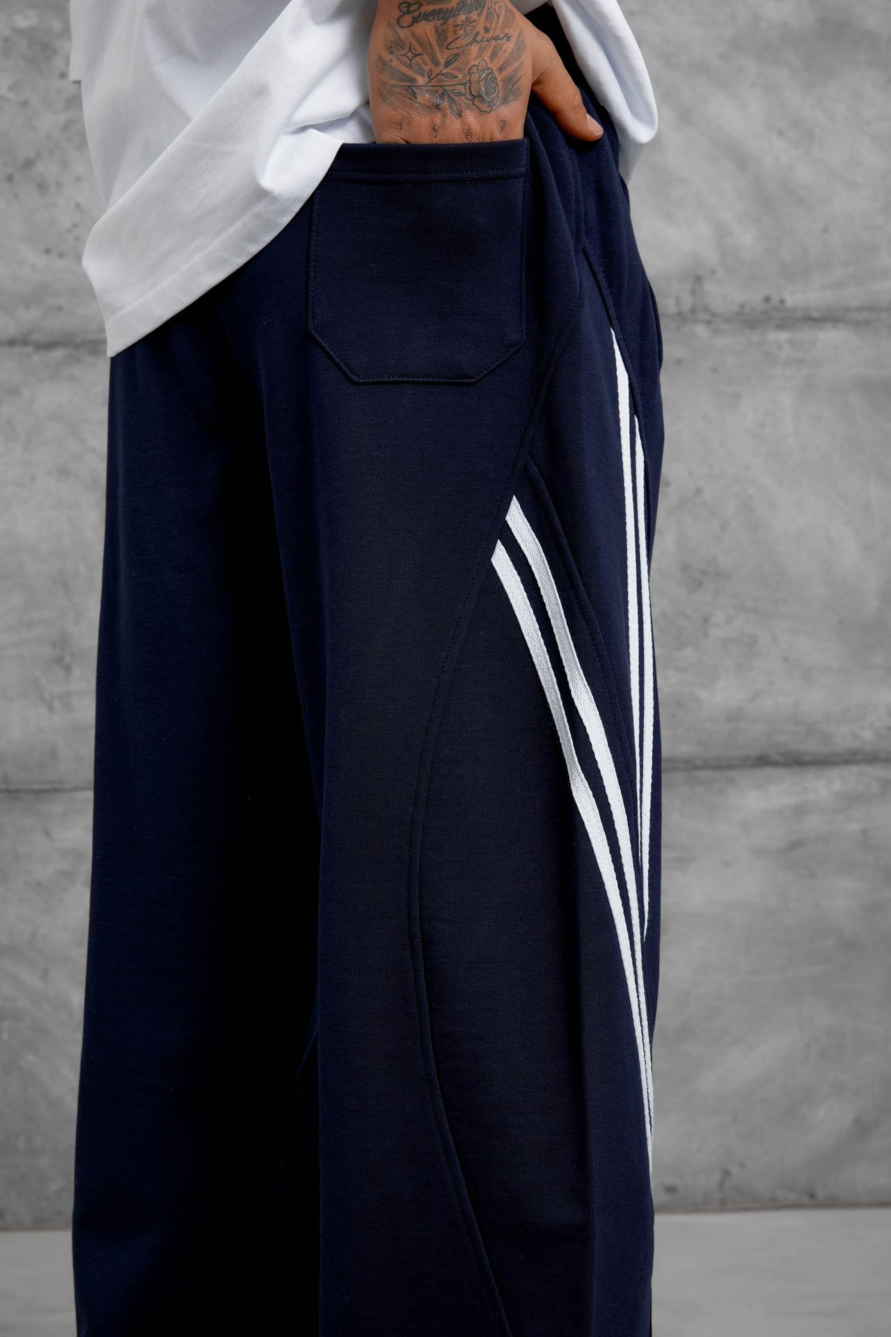 NOMARC Çizgili Bol Geniş Paça Jogger Pantolon 5