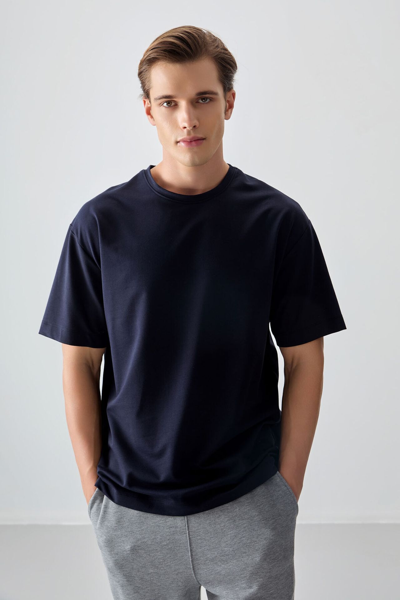 TOMMY Oversized Cotton Blend Crew Neck T-Shirt 2