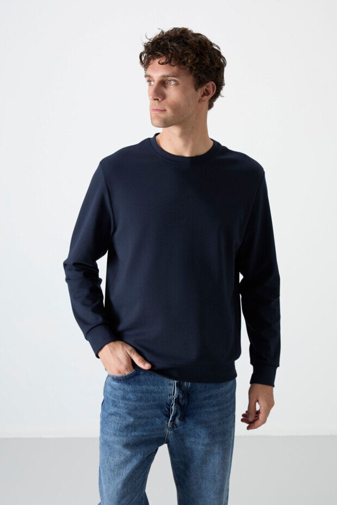 TOMMY Men's Plain Crew Neck Sweatshirt 2