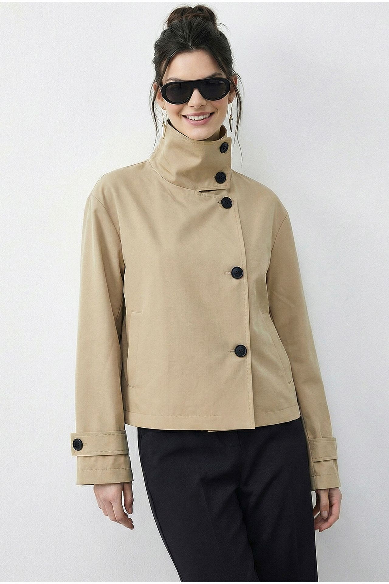 LUCCI Short Mandarin Collar Trench Coat 2