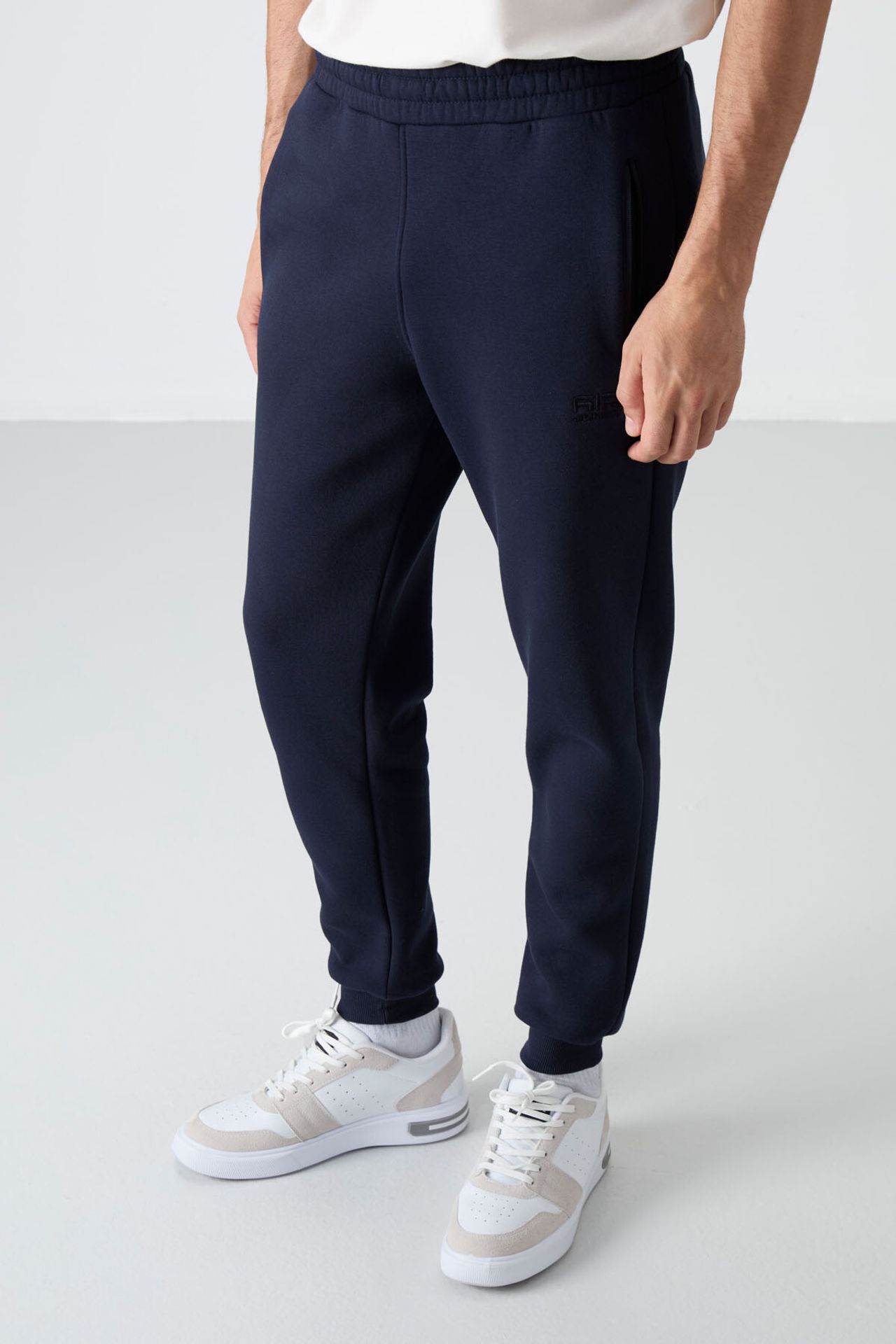 TOMMY Men's Jogger Sweatpants 2