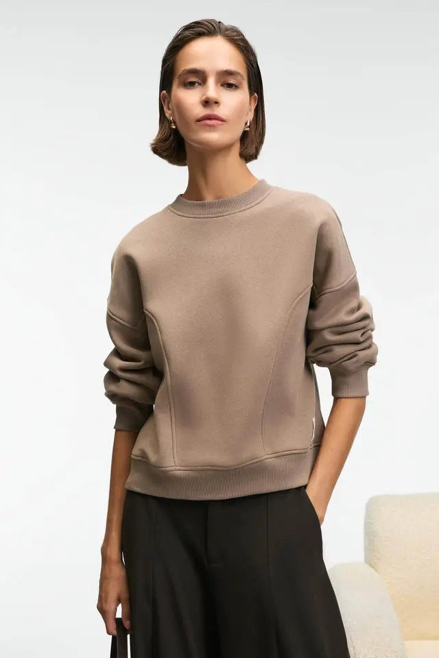 GRIMELANGE Oversized Crew Neck Sweatshirt