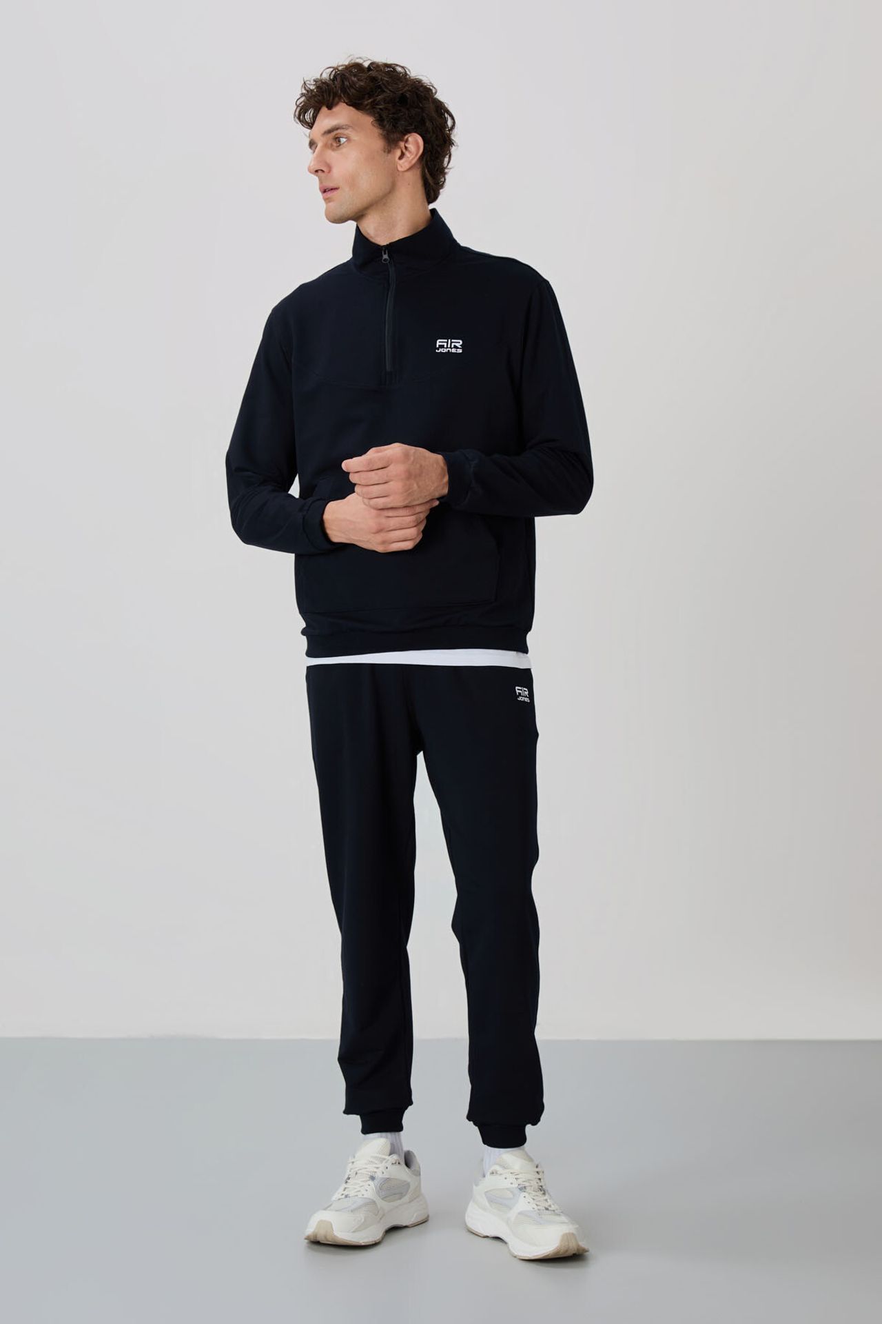TOMMY Men's Zip-Front Sweatshirt And Pants Set 4