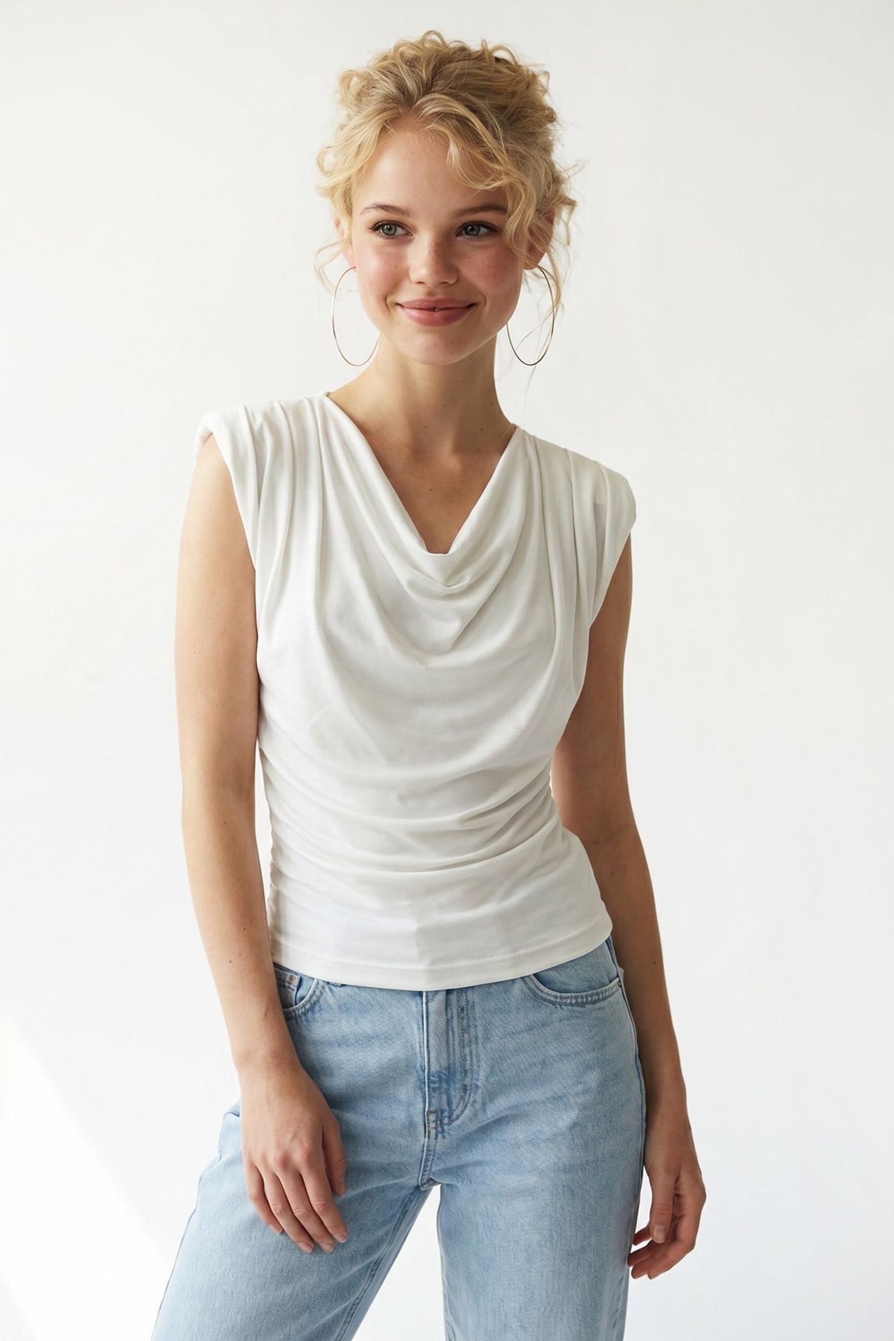 MIXRAY Sleeveless Cowl Neck Blouse 3