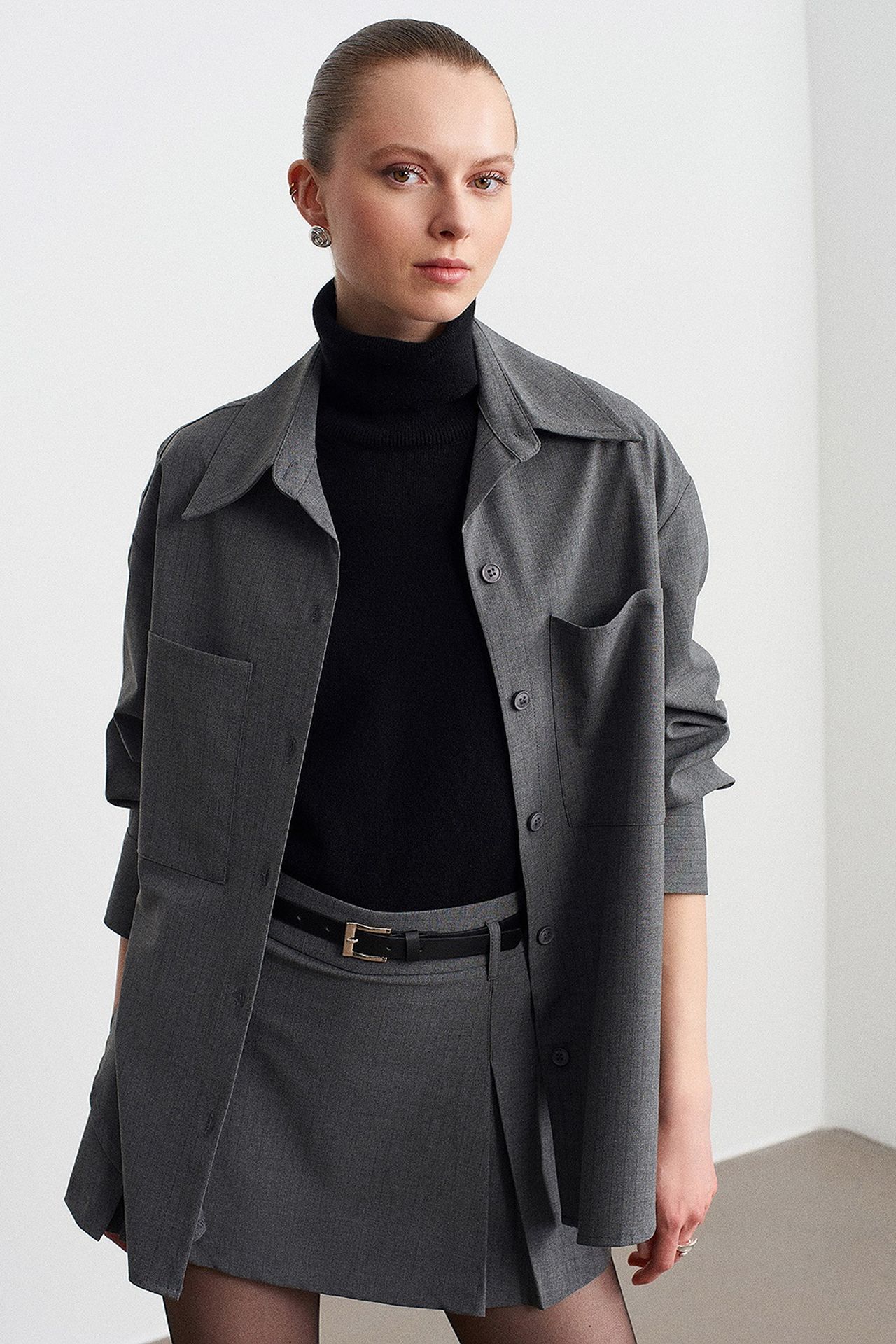 DILVIN Oversized Long-Sleeve Woven Shirt With Pocket 2