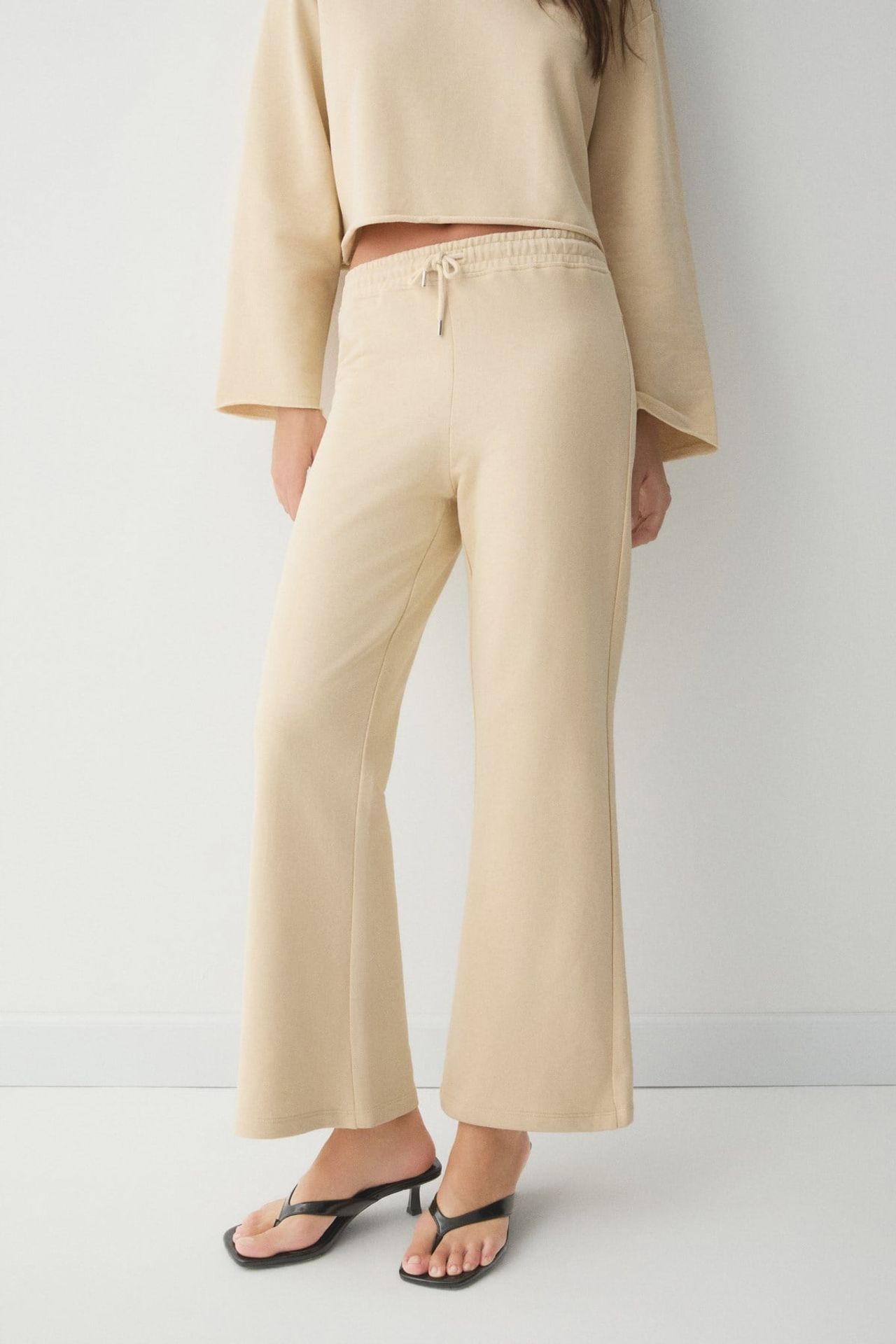 ETHIQUET Wide Crew Neck Wide Leg 2-Piece Set 3